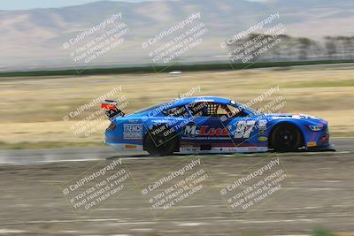 media/Jun-01-2024-CalClub SCCA (Sat) [[0aa0dc4a91]]/Group 2/Race/